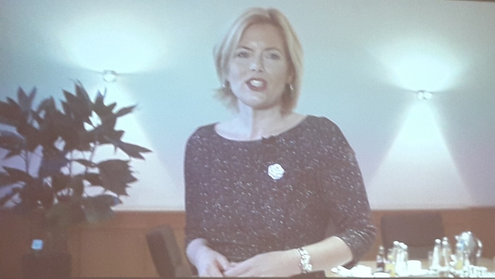 Bundesministerin Klöckner bei ihrer Videobotschaft