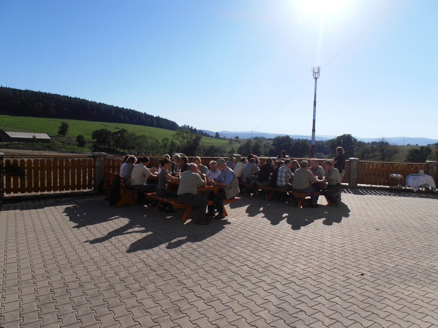 Kaffeekränzchen auf der Sonnenterrasse von Agropol