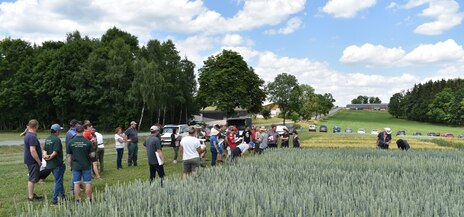Das Foto zeigt den Feldtag in Forchheim 2022